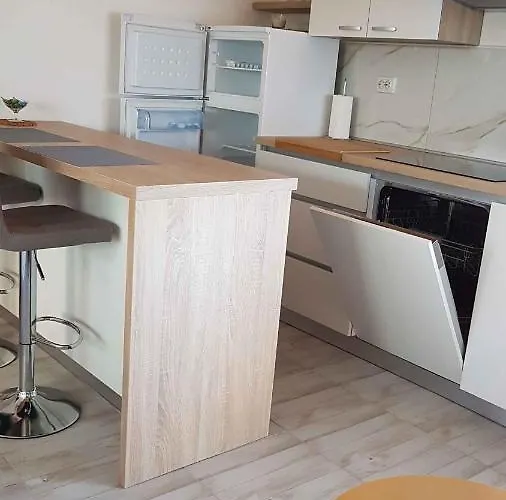 In - Insel Rab 17757 Lopar