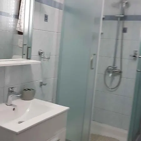 In - Insel Rab 17757 公寓 洛帕